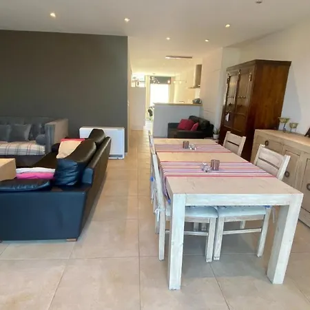 Deluxe With Shared Pool Ostenda