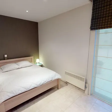 Deluxe With Shared Pool * Ostende